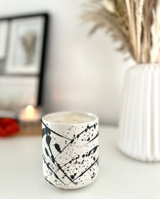 Podzimní kalíšková novinka k dispozici na e-shopu! Tenhle fešák se hodí do každýho interiéru. Je samozřejmostí, že každý...